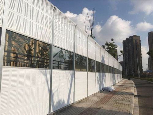 金屬聲屏障 構(gòu)筑交通干線的靜謐防線